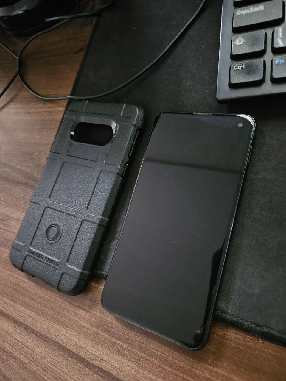 Samsung Galaxy S10E - Foto 2