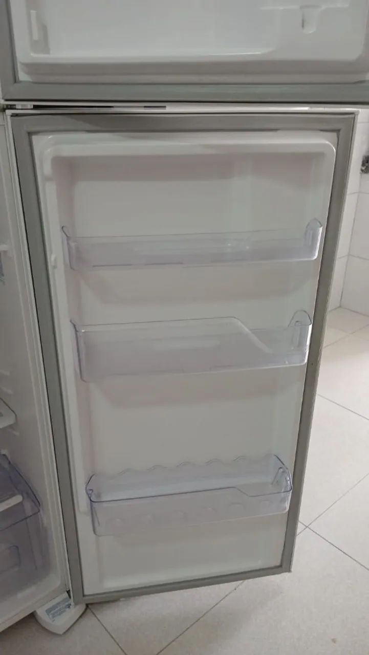 Vendo geladeira  - Foto 4