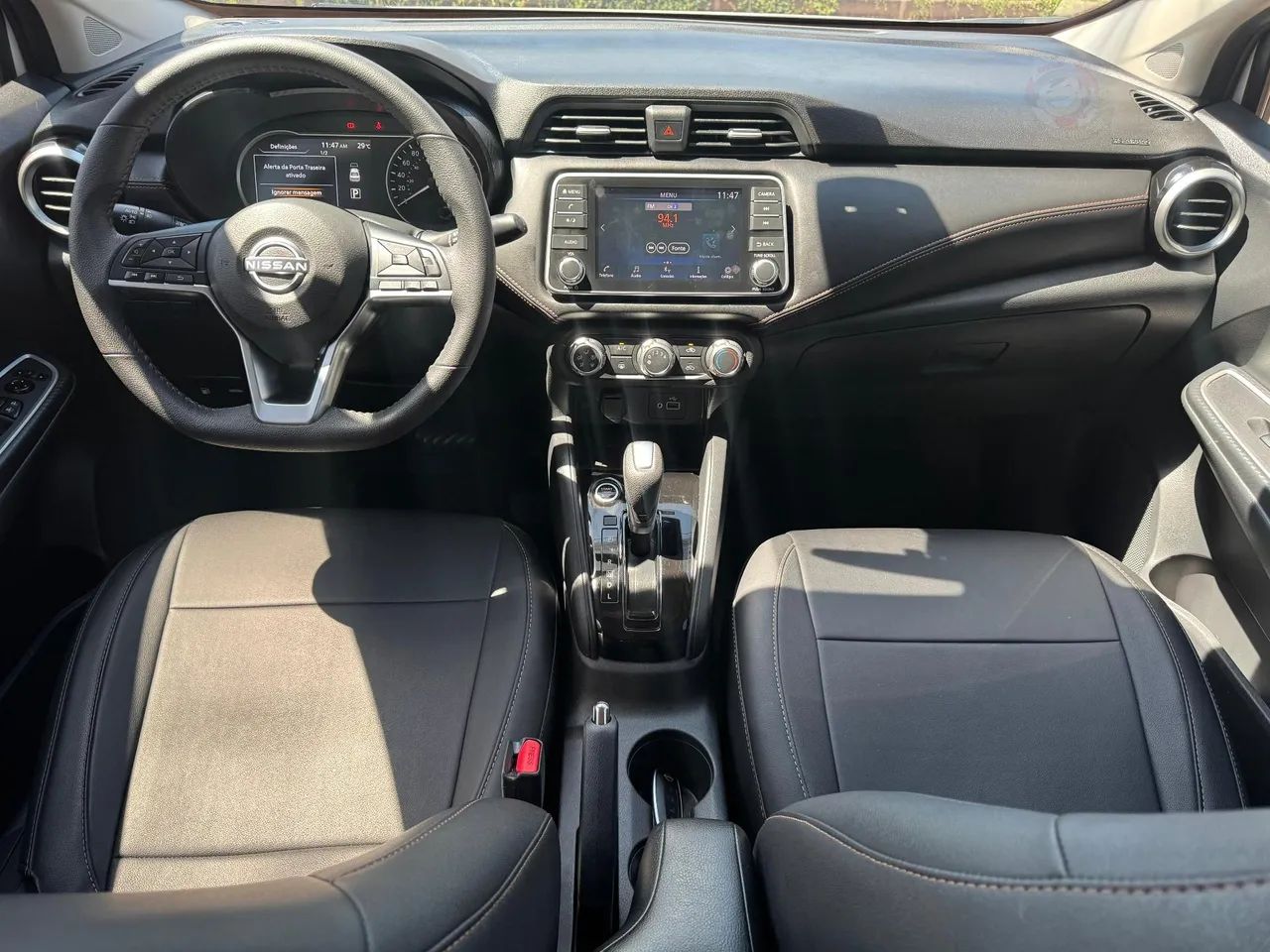 VERSA SR 1.6 FLEX AUTOMÁTICO 2024/2025 - Foto 5