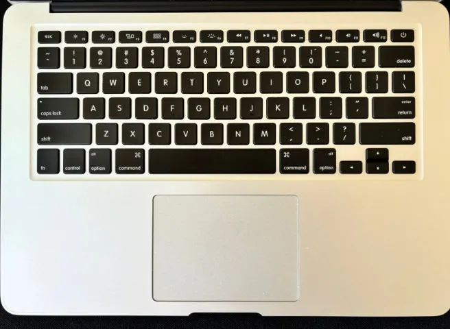 macbook air 13 polegadas - i5, 8gb de ram  - Foto 3