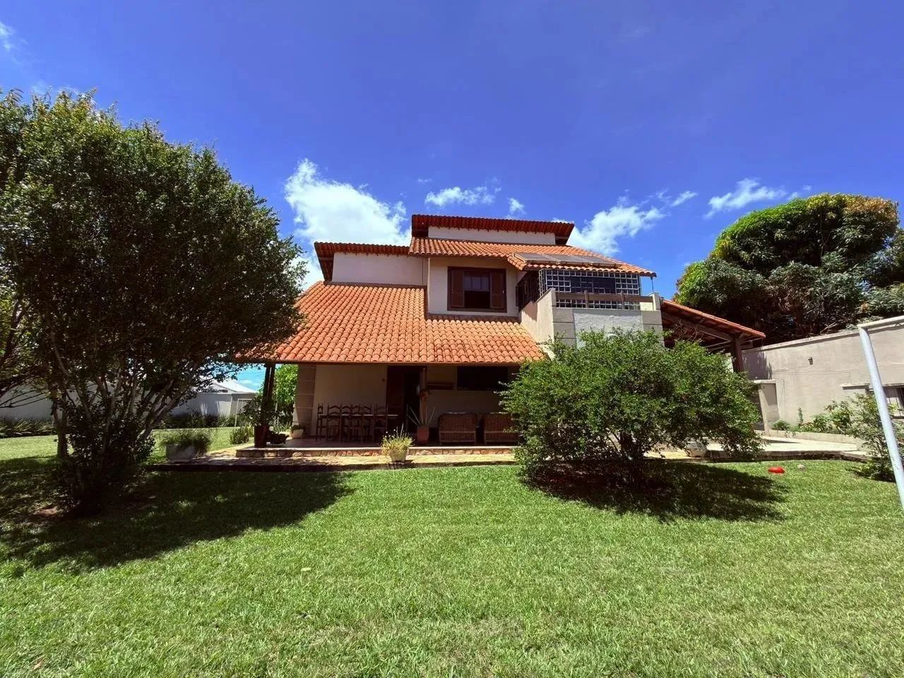 Casa com 4 Quartos a venda 357,38m² - Garças