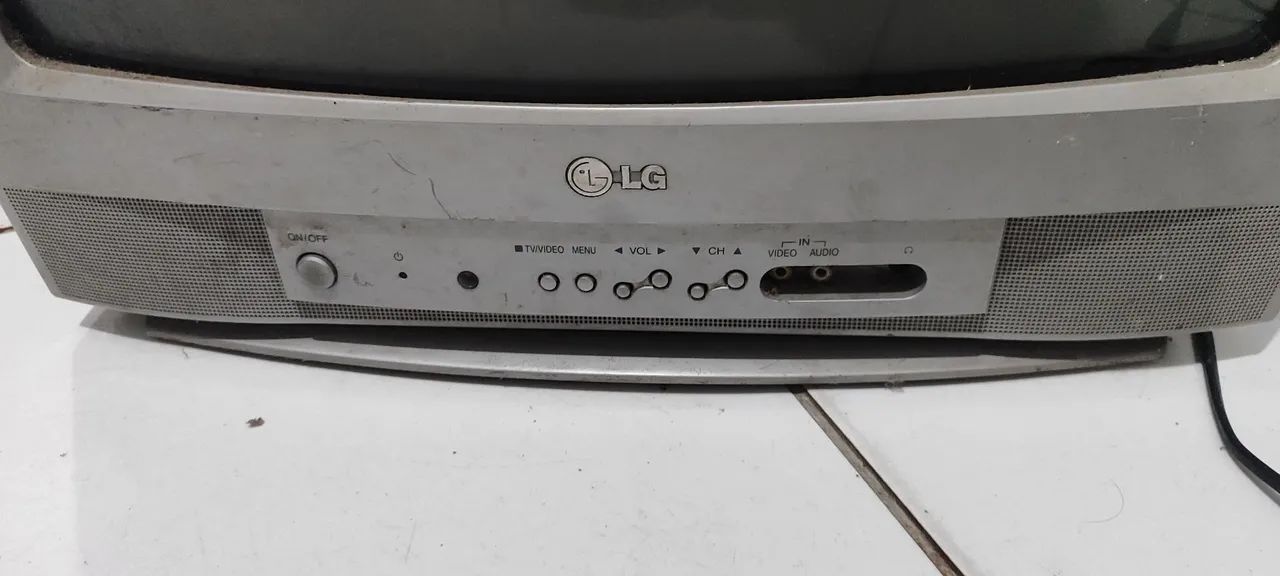 Tv de tubo 20 polegadas com defeito.  - Foto 2