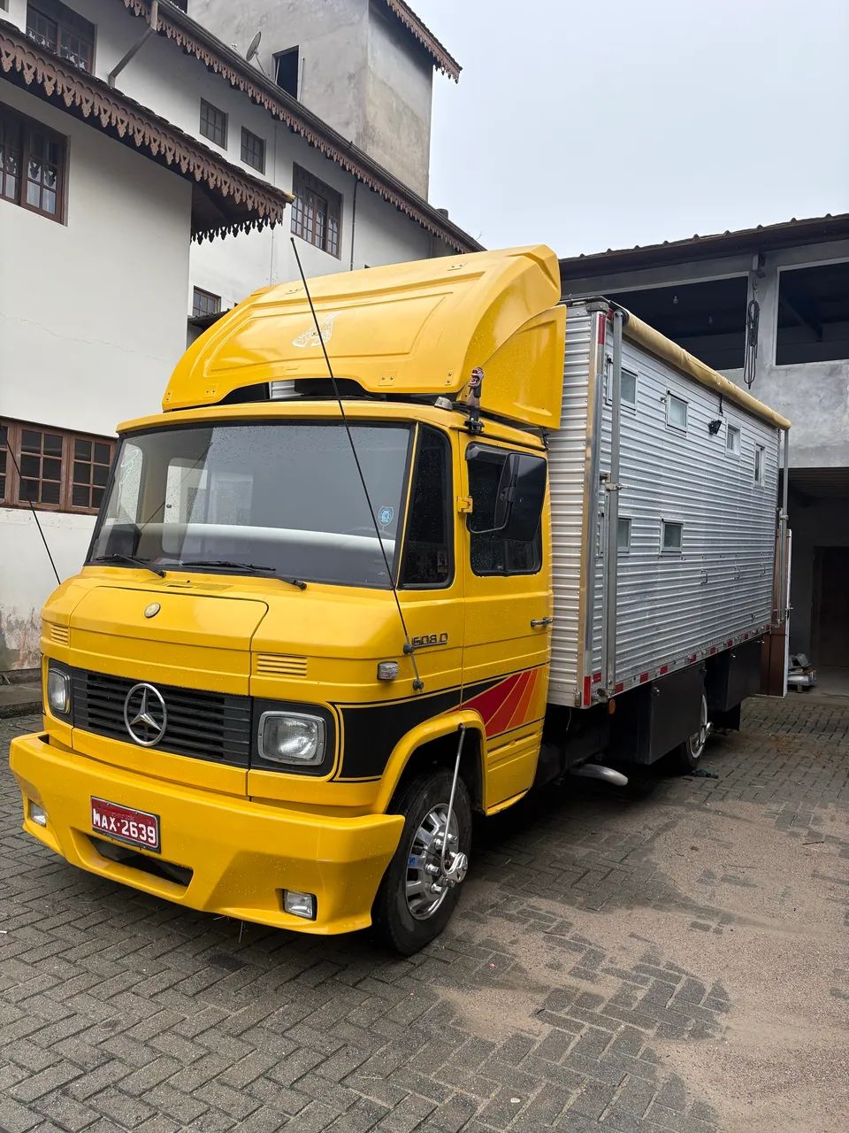 CAMINHÃO PRA RODEIO 