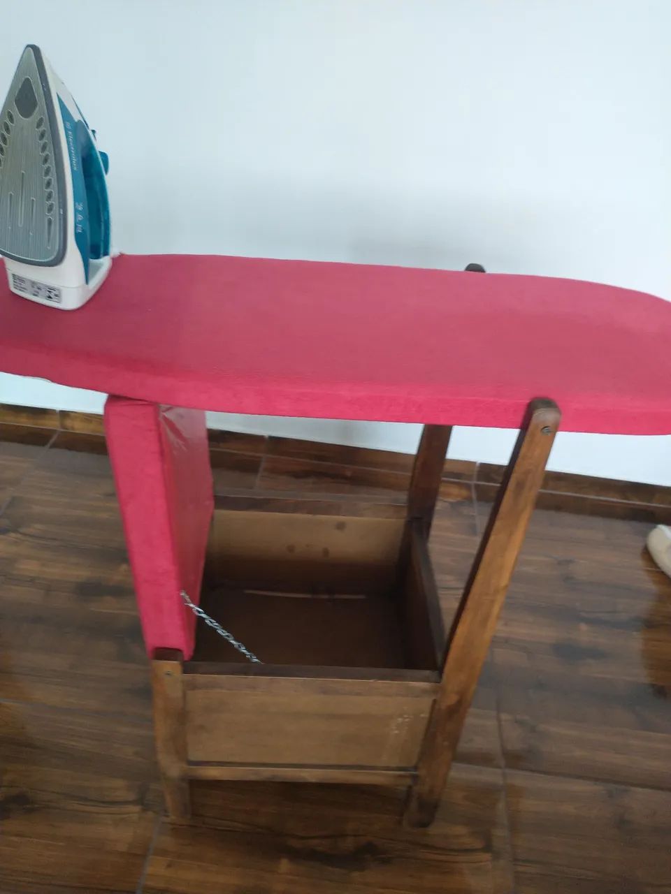 Cadeira de passar roupa  - Foto 4
