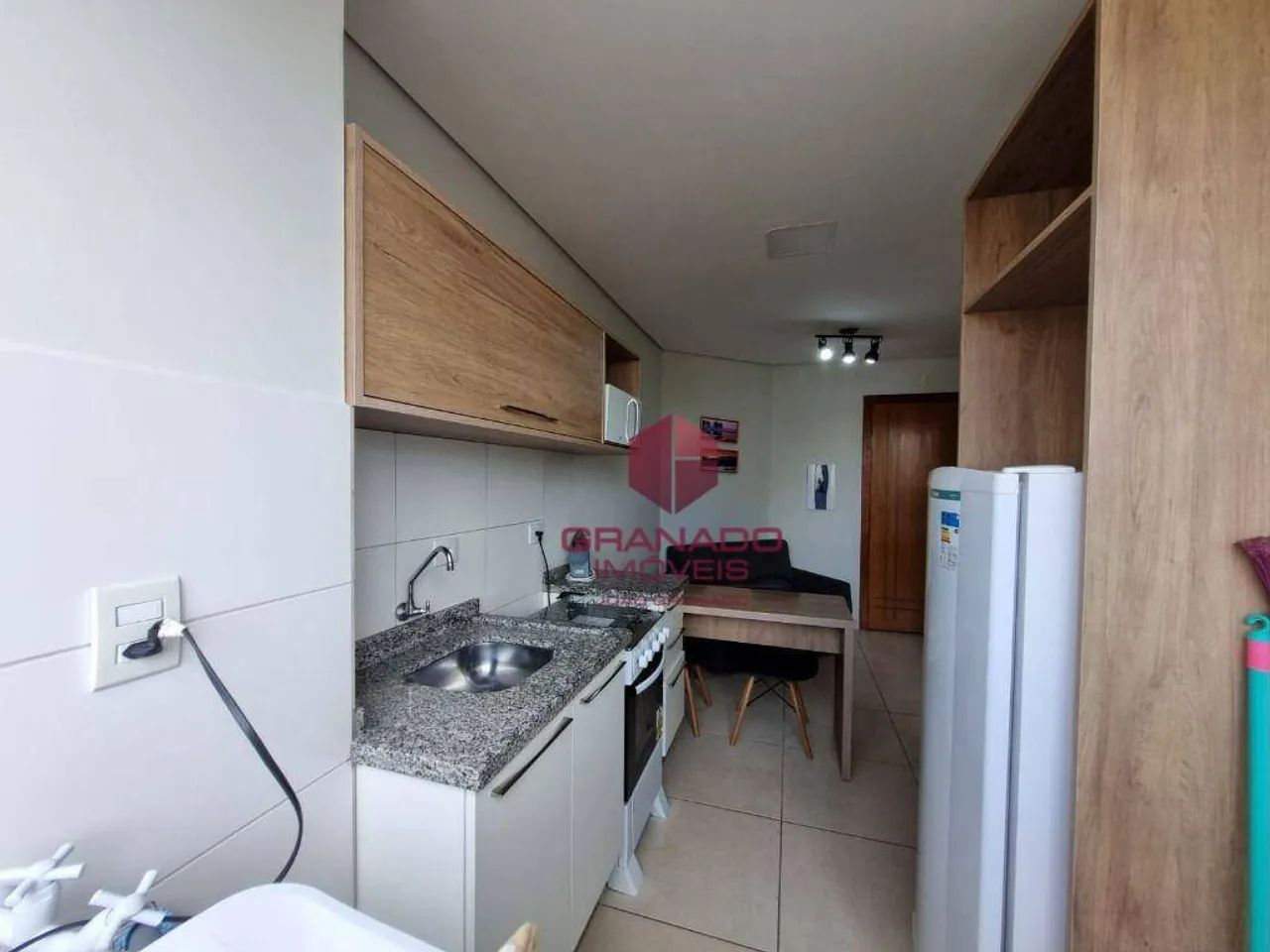 Apartamento de 1 quarto, TODO mobiliado e equipado com eletros e utensílios. Área de lazer - Foto 5