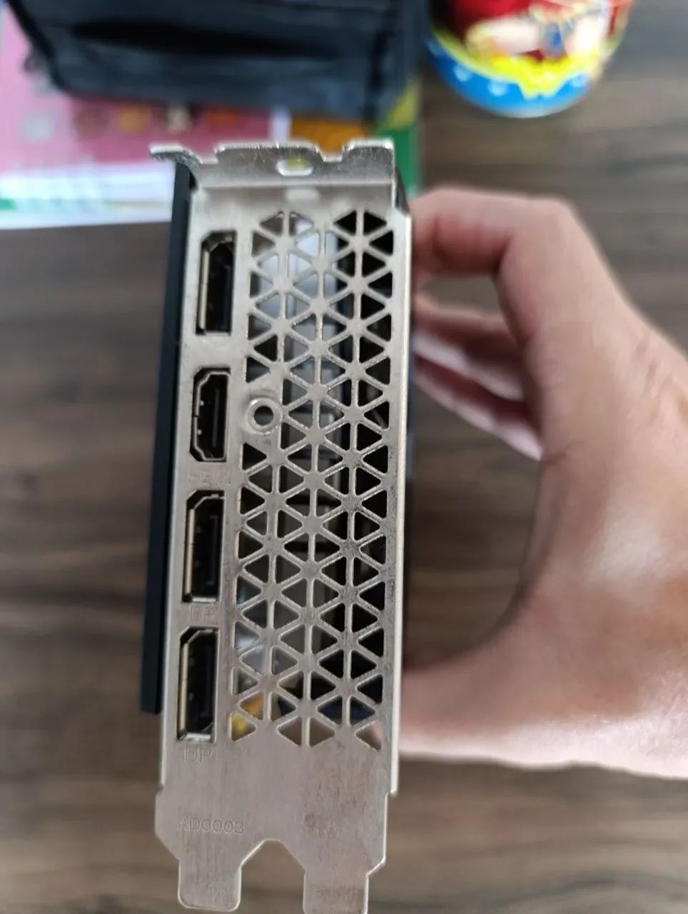 RX6600M 8gb funcionando 100% - com caixa - Foto 2