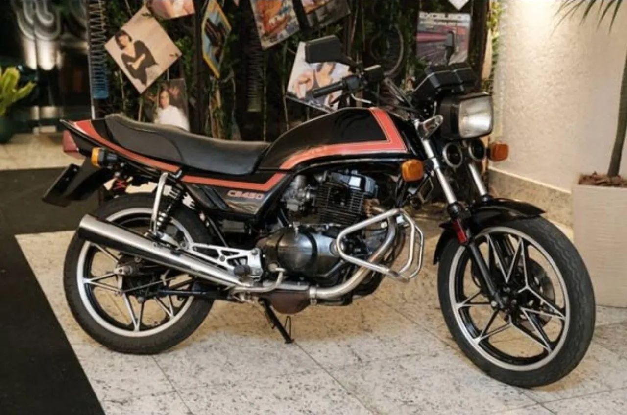 Honda CB 450 Clássica - Conservada e Original