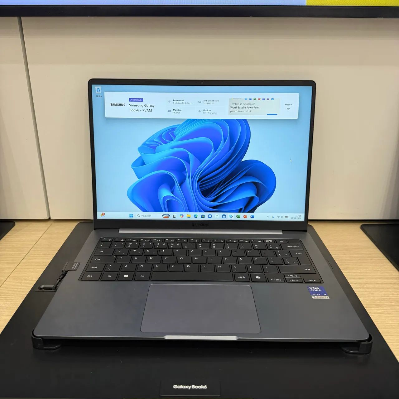 Samsung Galaxy Book6 14