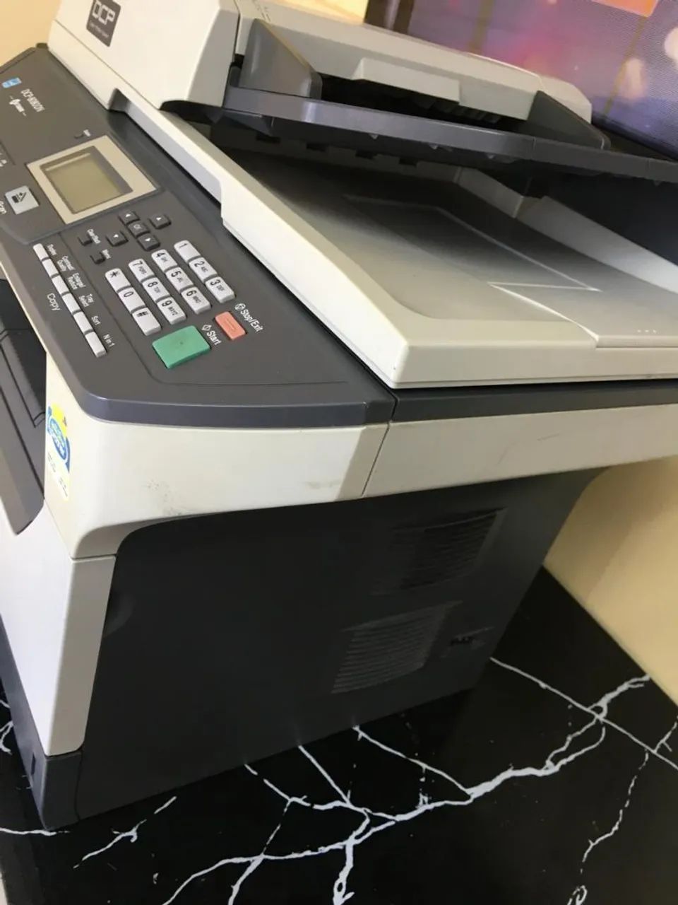 Impressora multifuncional laser Brother DCP-8080 - Foto 3