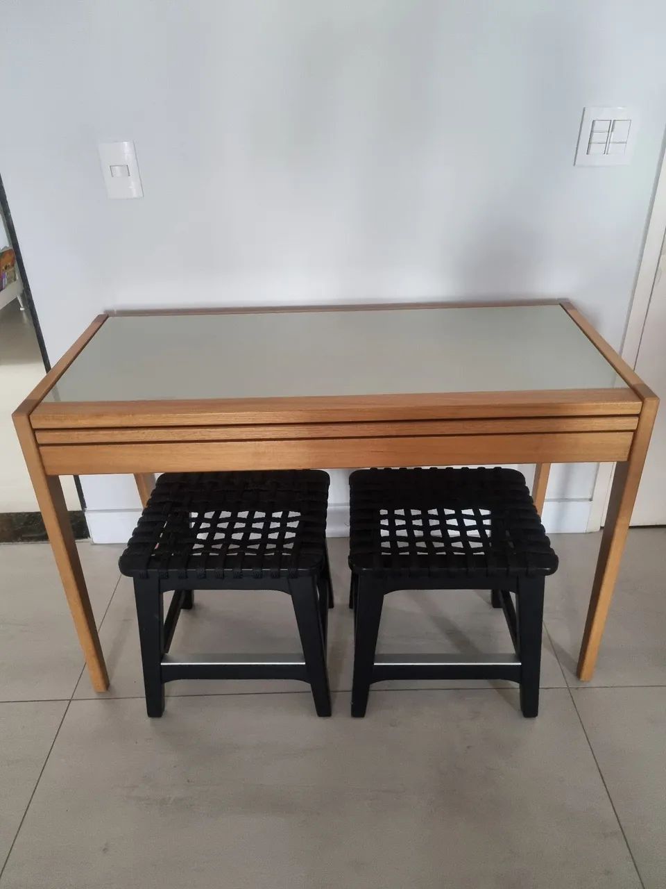 Mesa + bancos