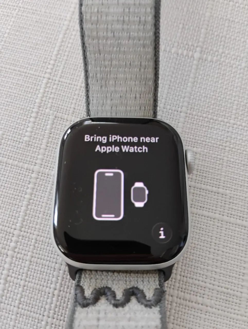 Smart Watch Apple Series 11 GPS + Celular 42 mm prata