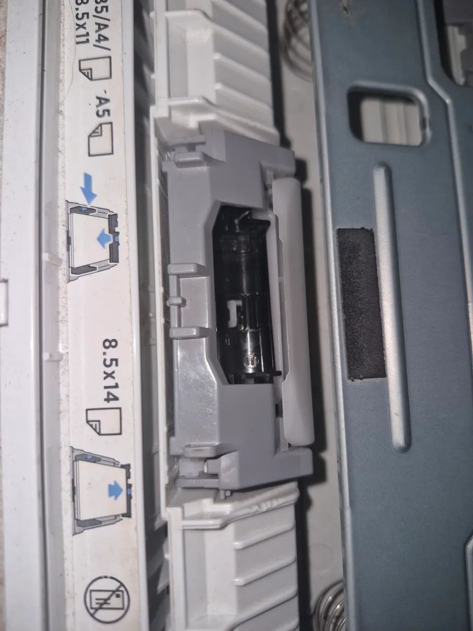 HP laser jet M404dw