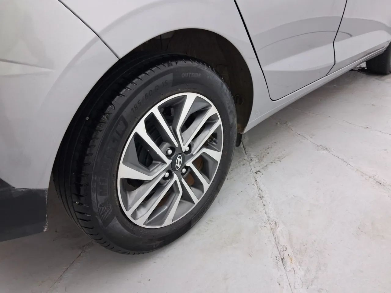 Hyundai HB20 Limited 1.0 Flex 12V Mec., foto 13 de 17