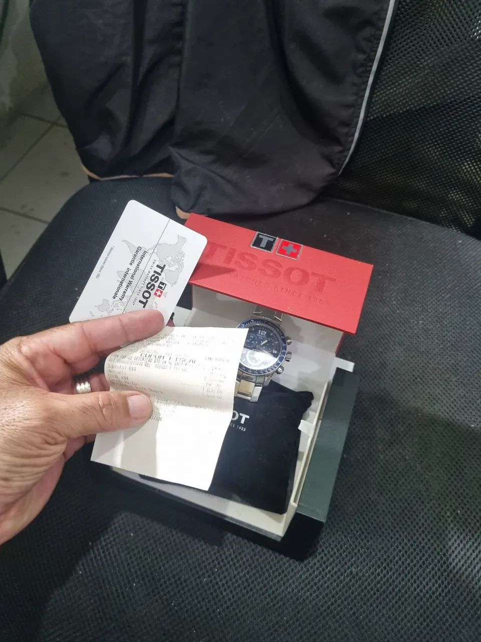 Vendo Relógio Tissot original com nota fiscal  - Foto 2