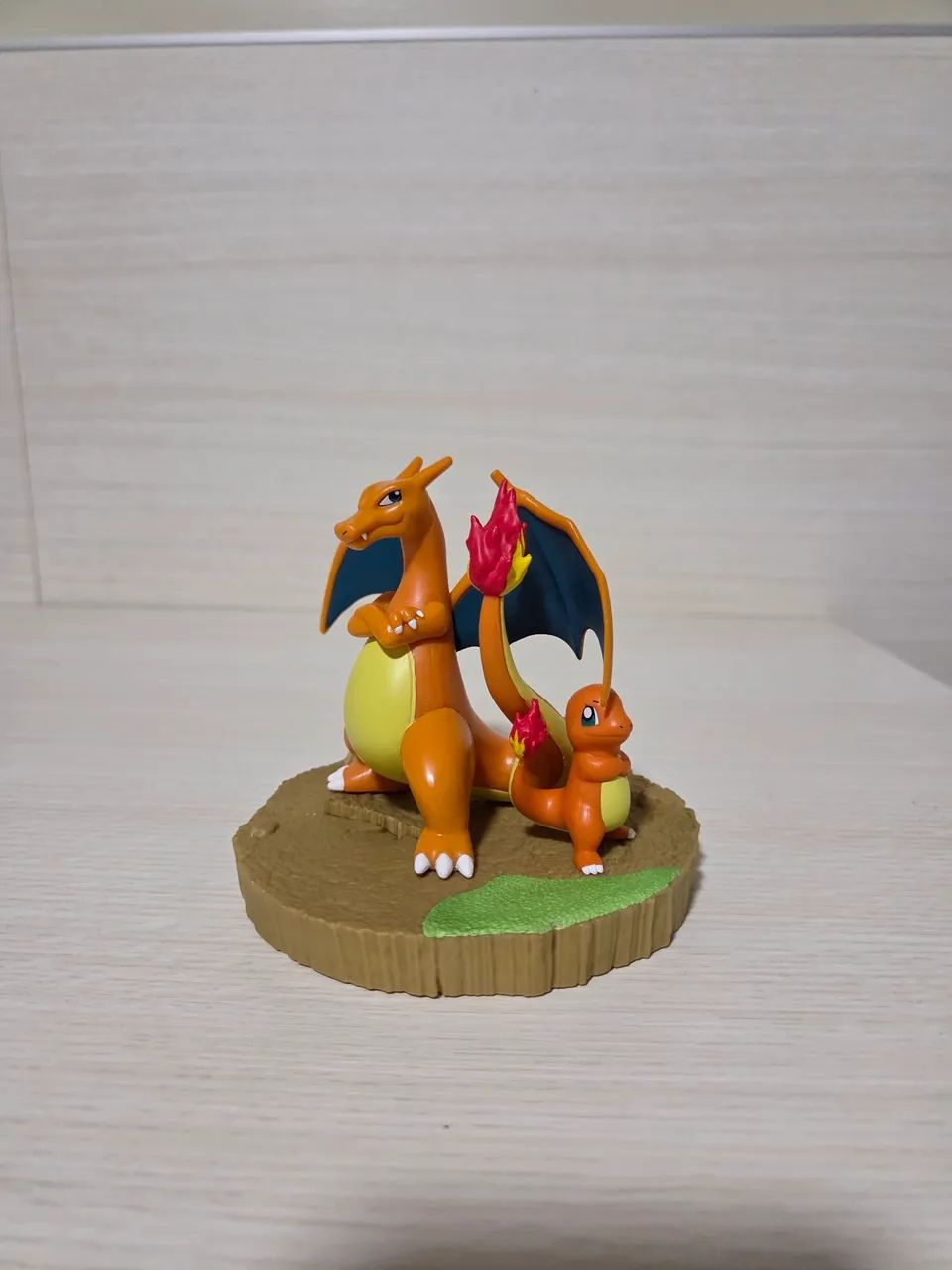 Charizard e Charmander Banpresto - Foto 2