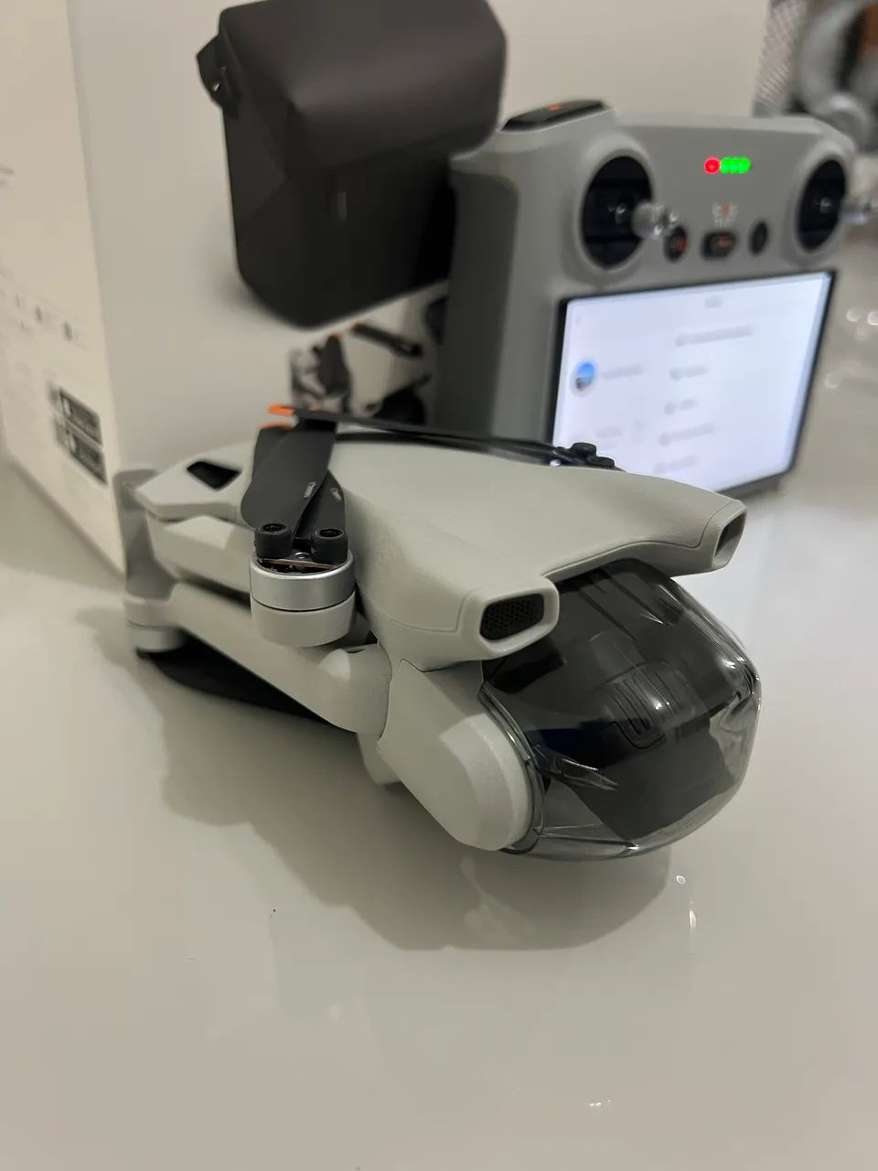 DRONE DJI MINI 3 COMBO FLY MORE COM TELA RC - Foto 2