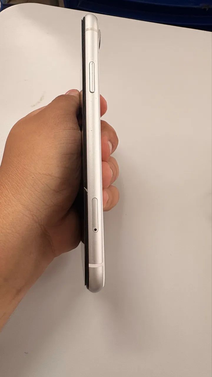 IPHONE XR 64 GB - Foto 3