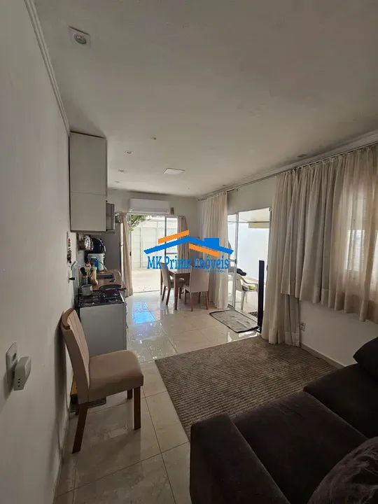 Casa Térrea com 2 Dormitórios  Recém Reformada e Pronta para Financiar. - Foto 3