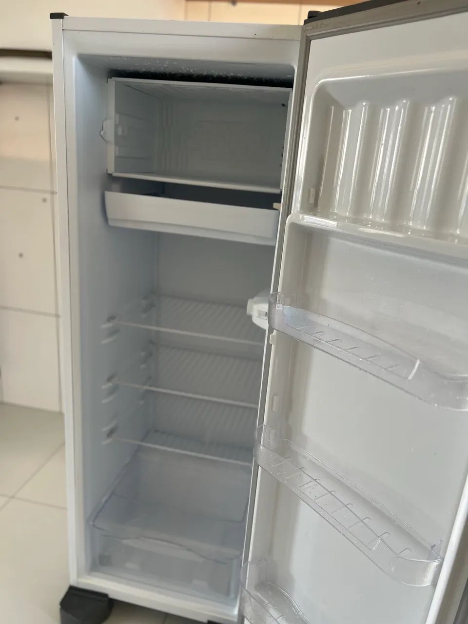 Geladeira Inverter 6 meses de uso - Foto 4