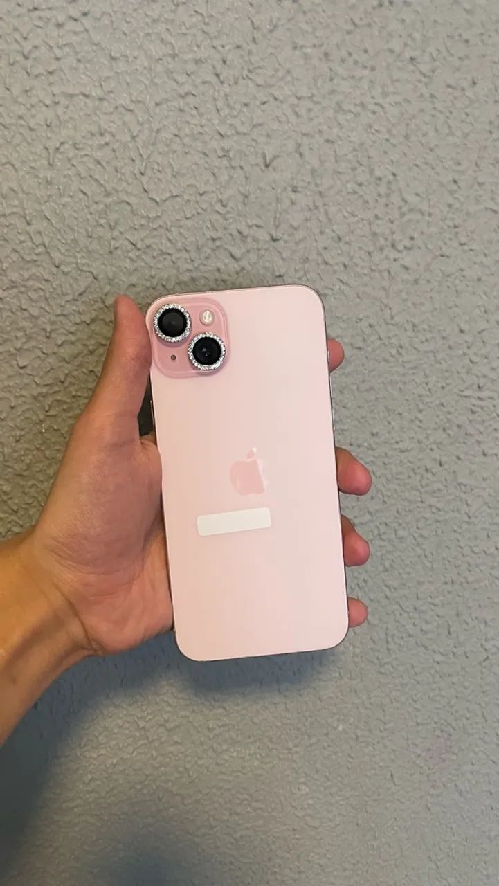 Apple 15 plus rosa usado 