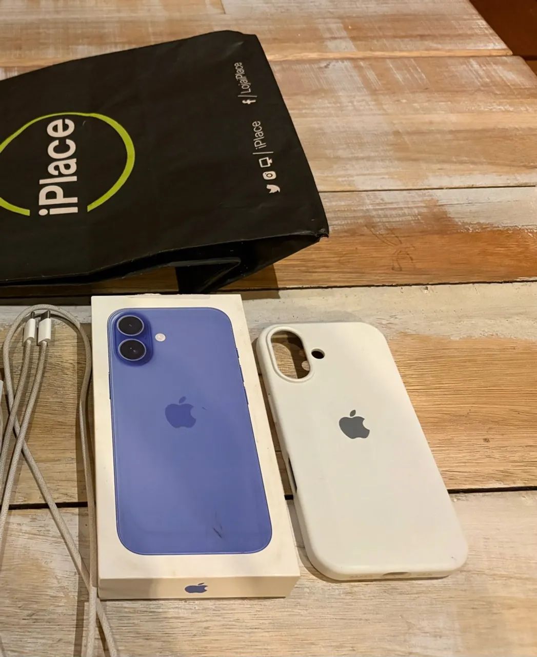 iPhone 16 128gb.
