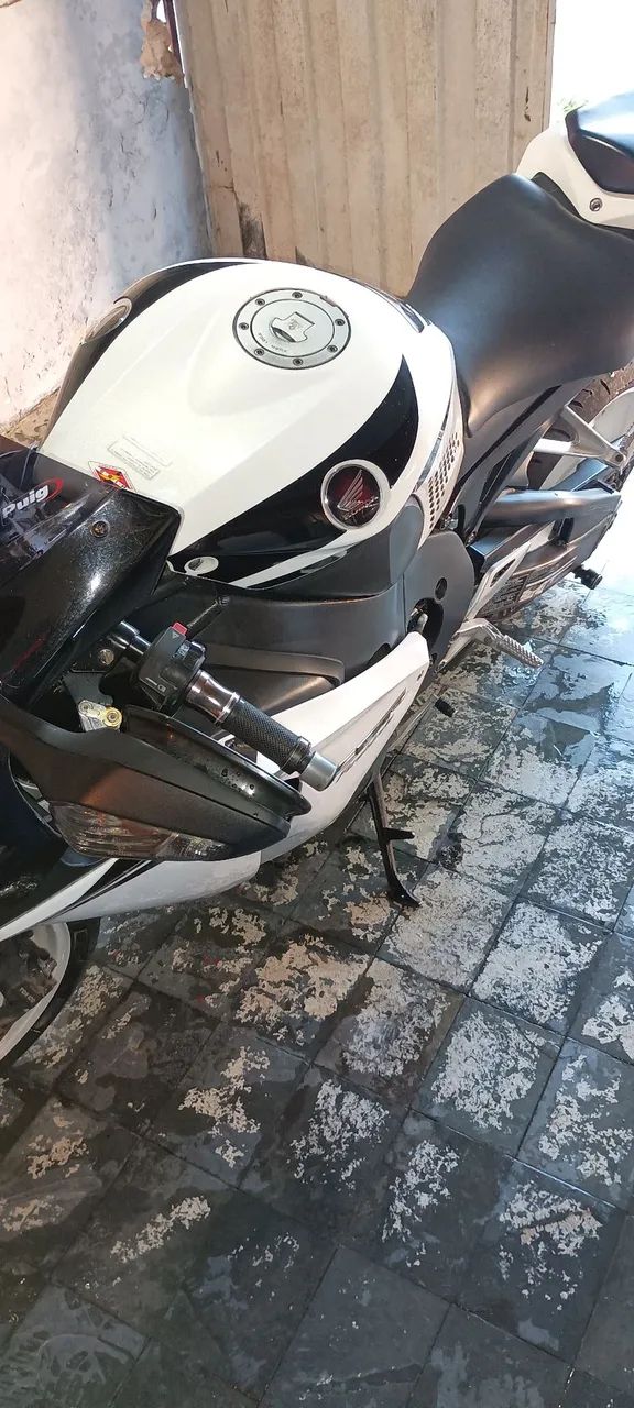 CBR Fireblade 1000 cc