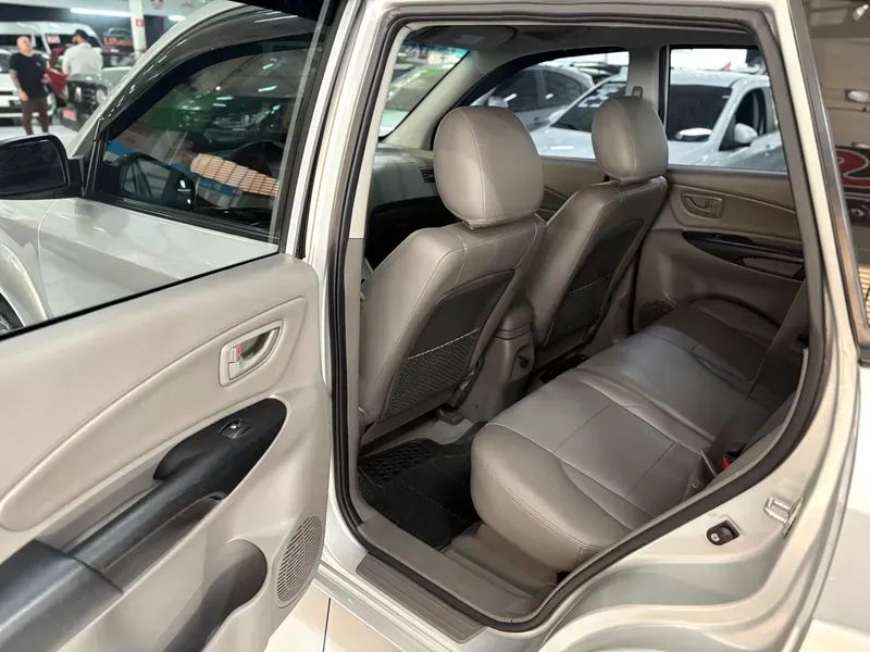 Hyundai Tucson 2.0 MPFI GLS 16V 143cv 2WD Flex 4P AUT, foto 12 de 17