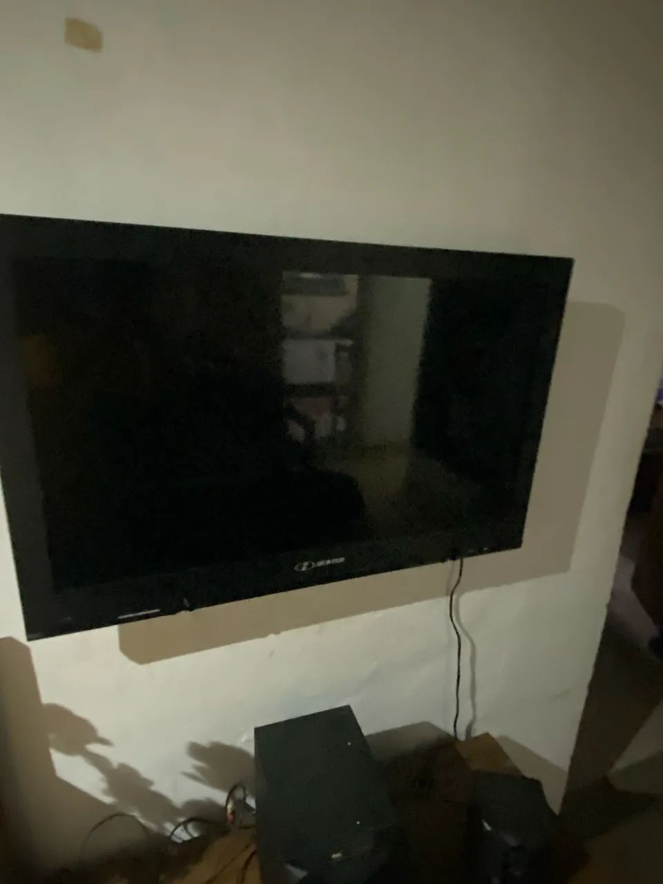 Televisão Buster 32p + Chromecast 