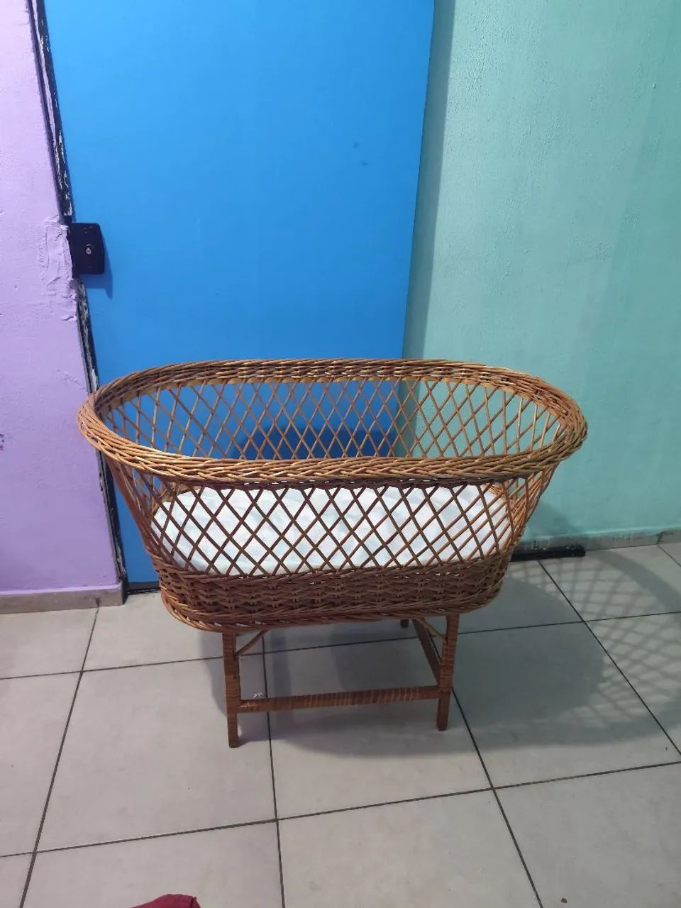 Vendo Berço Vintage Semi-Novo - Foto 3