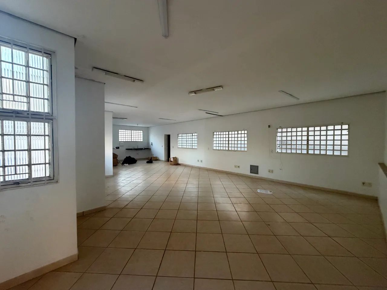 Imóvel comercial no bairro martins 10 salas  - Foto 4