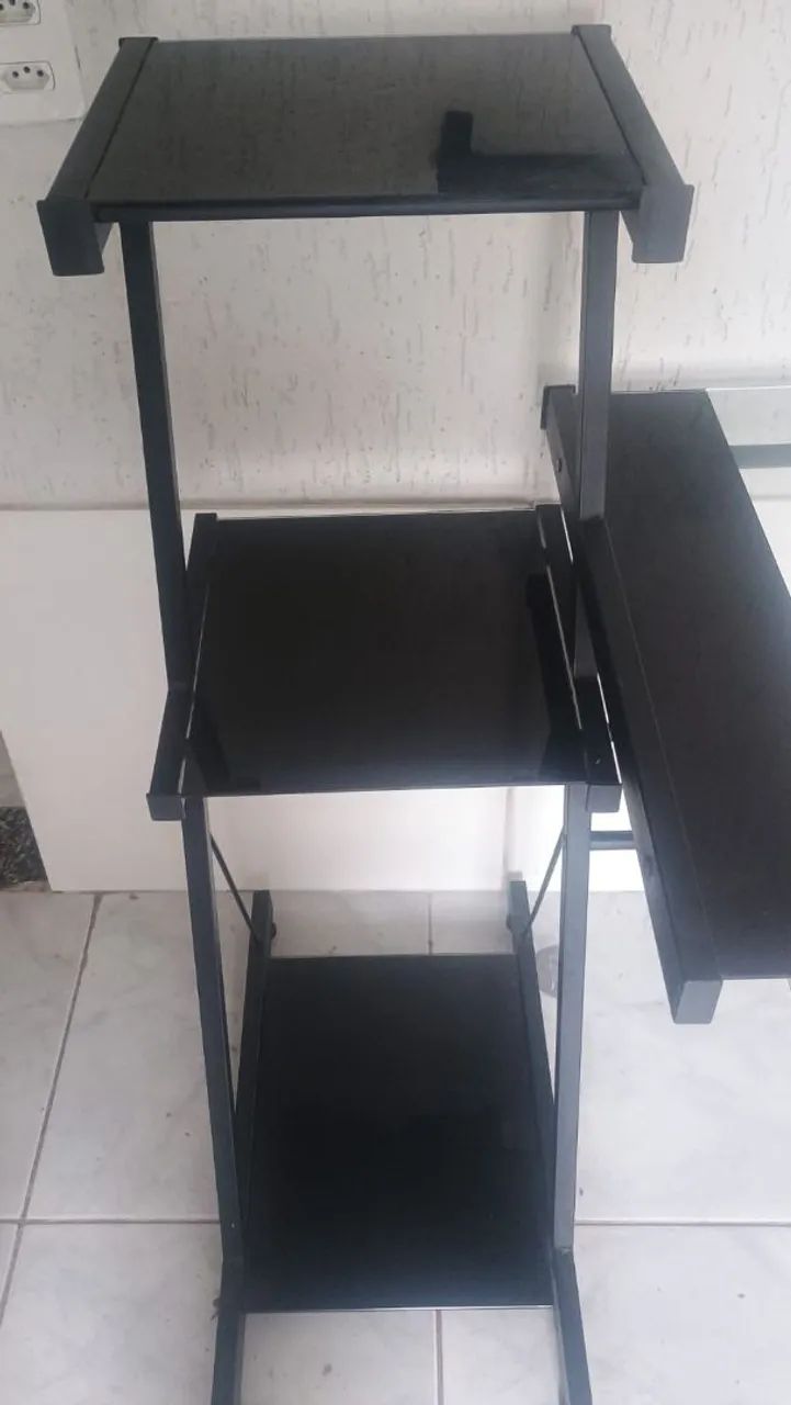 Mesa de escritório em vidro - Foto 3
