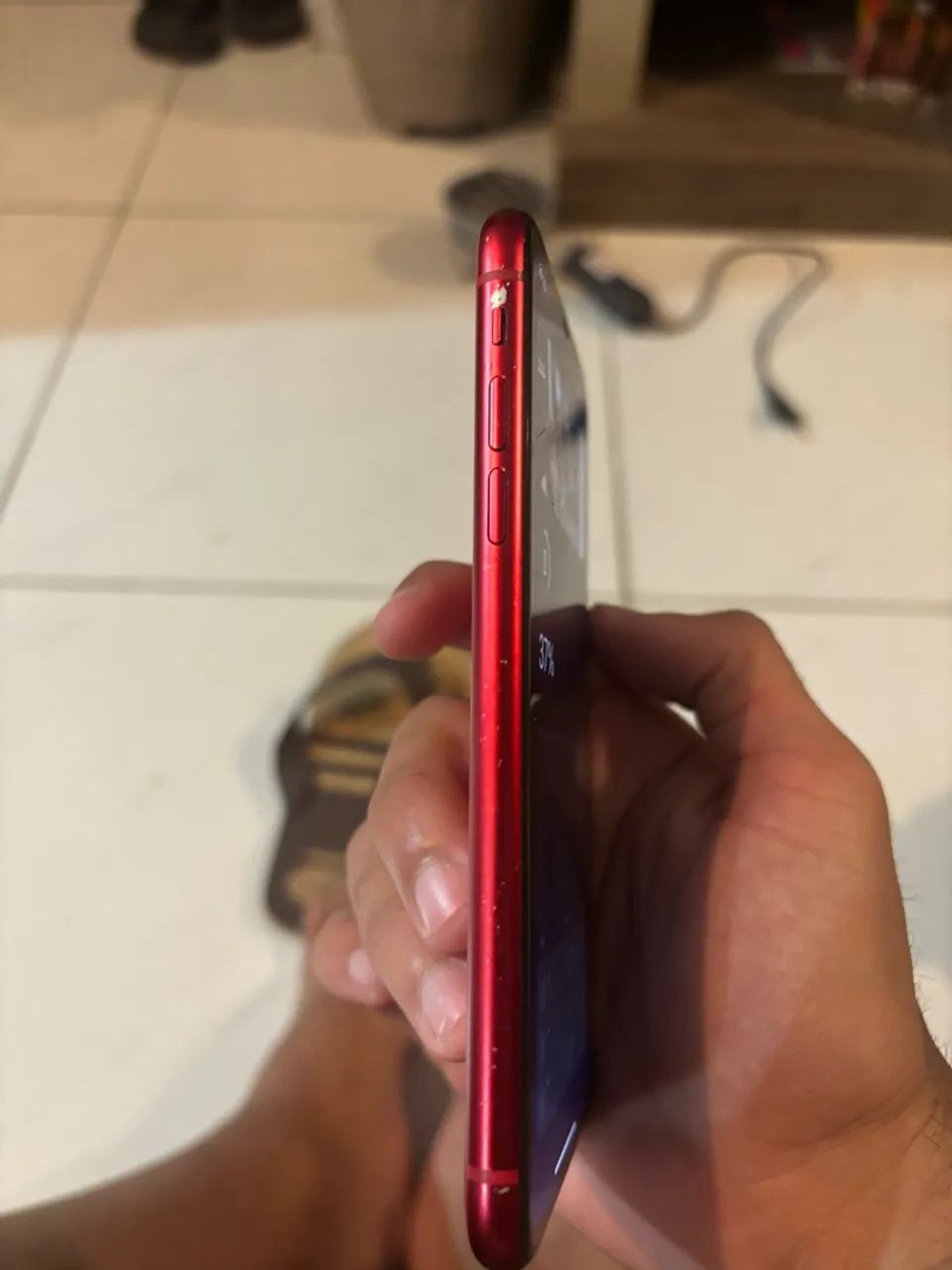 iPhone 11 red 64gb - Foto 3