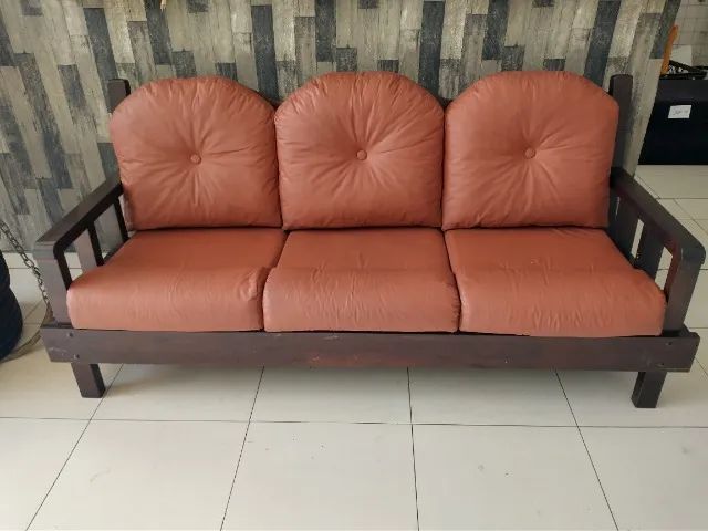 Sofá em Madeira  - Foto 2