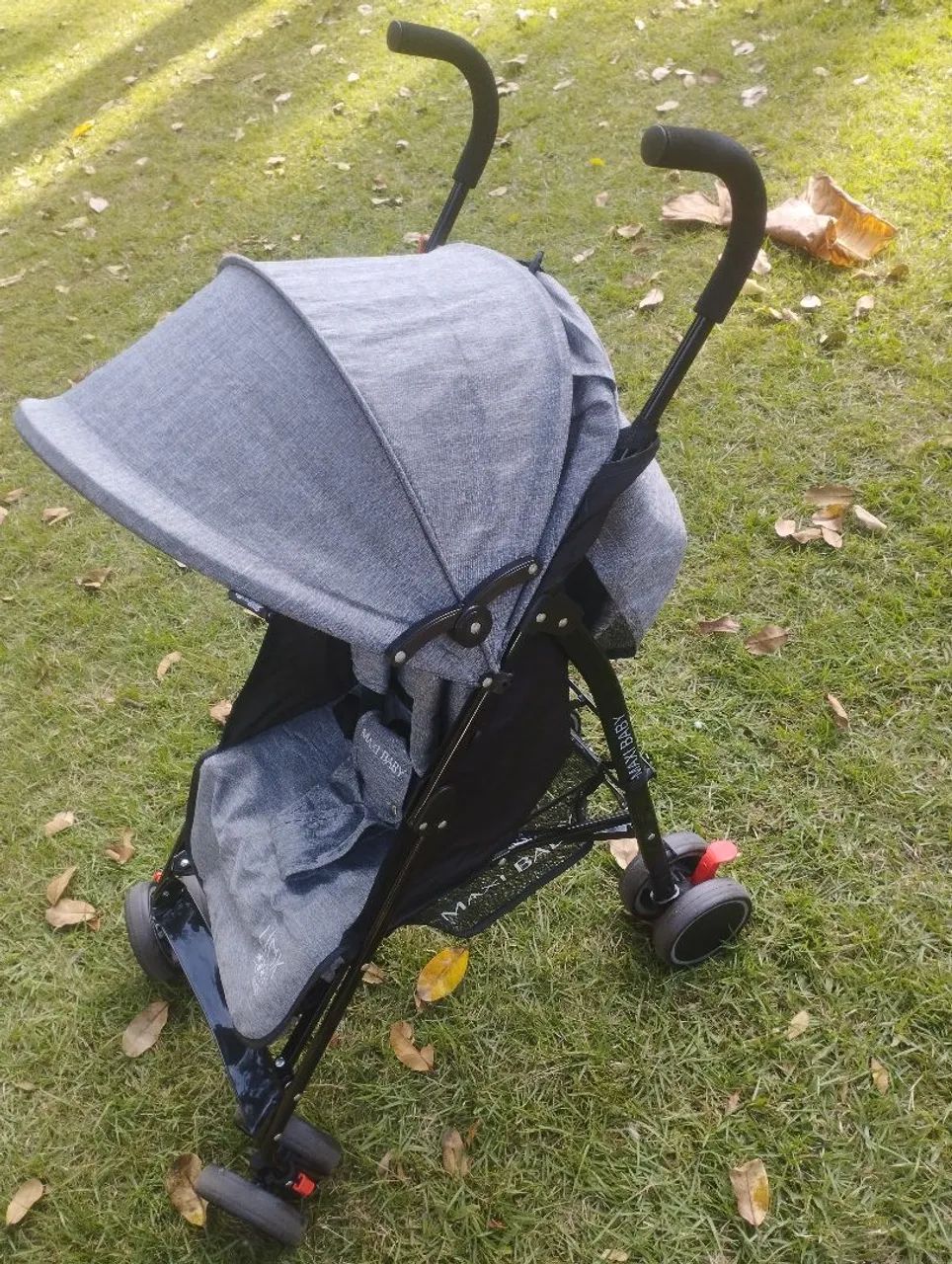 Vende-se carrinho de bebe novo - Foto 5