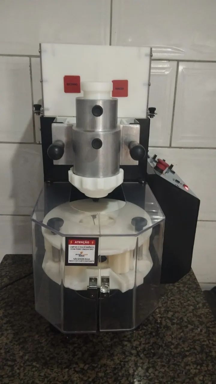 Maquina de Fazer Salgados Excelente Estado 10.000 Salgados Hora  - Foto 4
