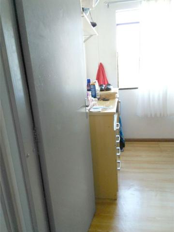 Apartamento Fazendinha, 3 dorm. próx. escola, mercado, posto saúde 175.000 Estuda proposta - Foto 17