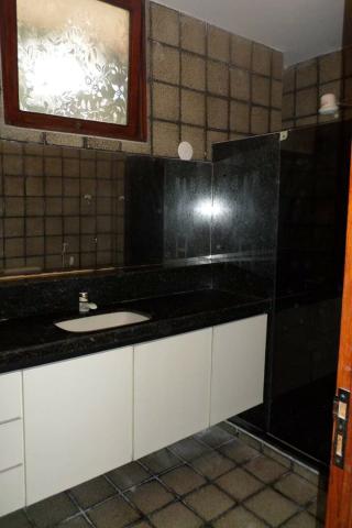 Casa em Casa Forte, 5 quartos e piscina - Foto 5