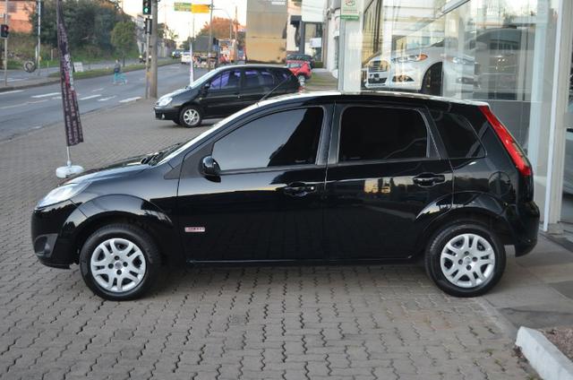 Fiesta hatch 1.6 class flex 4p manual *segundo dono*completo - Foto 4