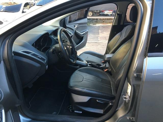 Ford/ Focus Sedan SE AT 2.0 - Foto 9