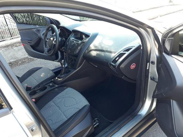 Focus 1.6 SE hacht Completo 2015 / unico dono - Foto 11