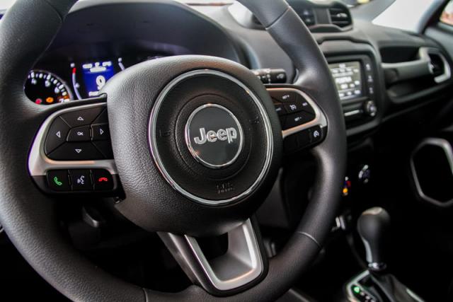 JEEP RENEGADE SPORT 1.8 FLEX AUT - Foto 14
