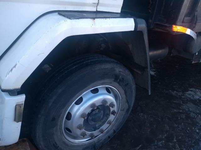 Ford cargo 1721, Motor Cummins, 2003, caixa grande 6 marchas, Diferencial Rockwell 240 - Foto 11