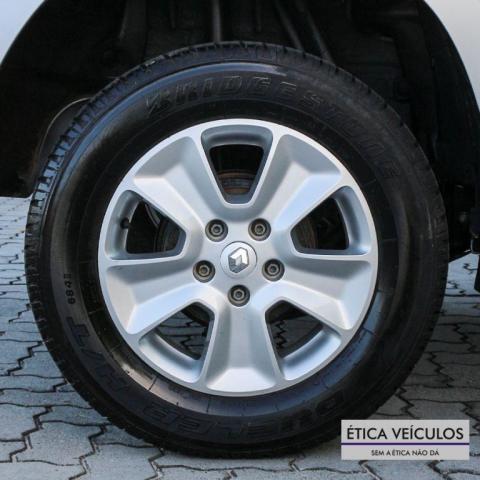 DUSTER Expression 1.6 Flex 16V Aut. - Foto 9