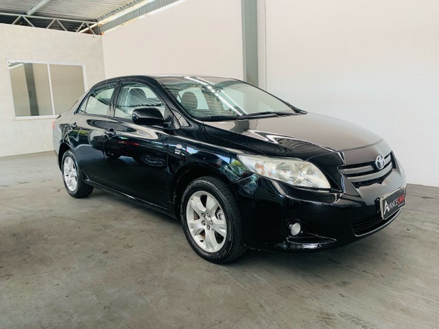 COROLLA XLI 1.8 FLEX AUT. 2010 MULTIMÍDIA E COURO