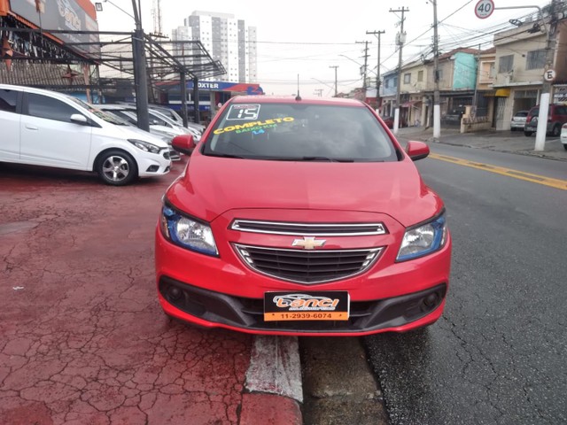 CHEVROLET ONIX LT 1.4 2015  BAIXO KM + OPORTUNIDADE 