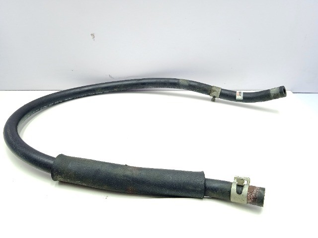301 Mangueira Resfriamento Óleo 840 x 9,6 x 17,5 mm Com Abraçadeiras.