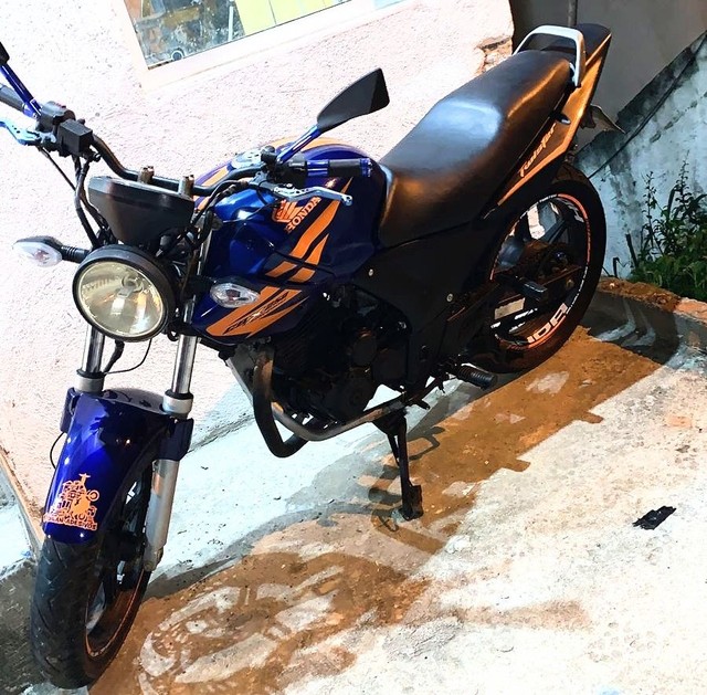 CBX TWISTER VENDO OU TROCO  LEIA O ANÚNCIO 