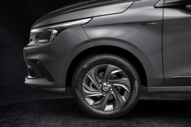 CRONOS DRIVE S DESIGN 1.3 FLEX 2021/2021