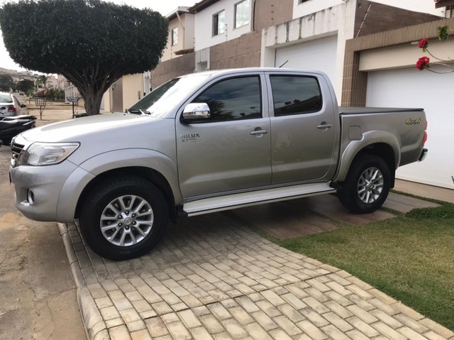 TOYOTA HILUX 4X4 FLEX