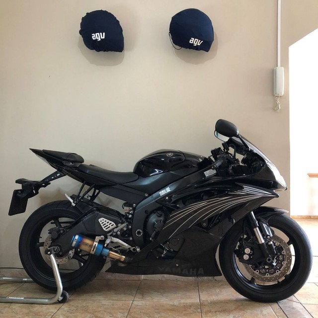 YAMAHA YZF R6
